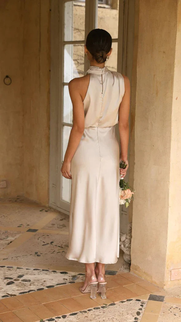 Ester - Glänzendes Maxikleid